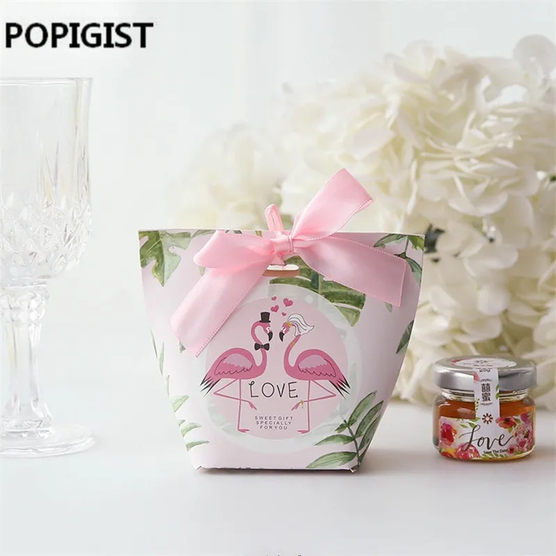 Creative European Cartoon Unicorn/ Flamingos Candy Boxes Wedding Favors Bomboniera Party Gift Box paper package Candy Bag 30 - Цвет: D