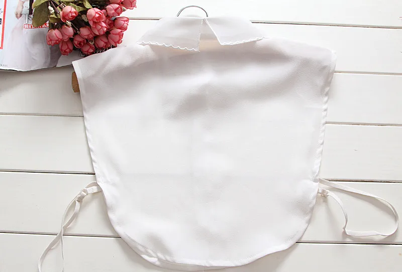 Рисунок 4 - Винтажный съемный воротник