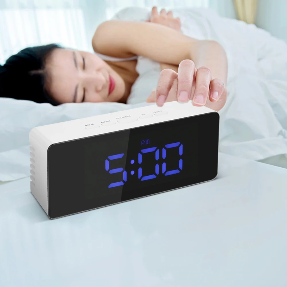 Цифровые светодиодные настольные часы с USB и аккумуляторным дисплеем зеркальные