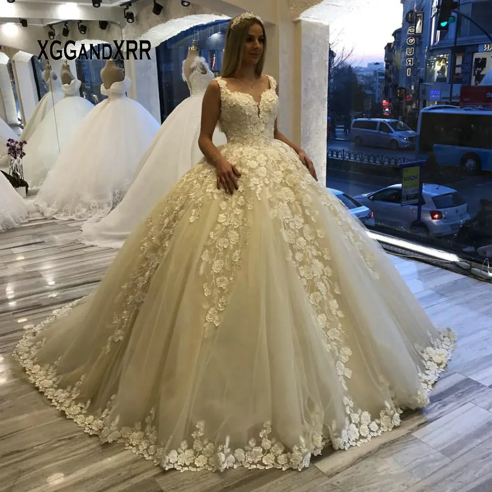 

Romantic Ball Gown Wedding Dress 2019 Sweetheart Spaghetti Backless White Bridal Gown Formal White Plus Size Vestido De Noiva