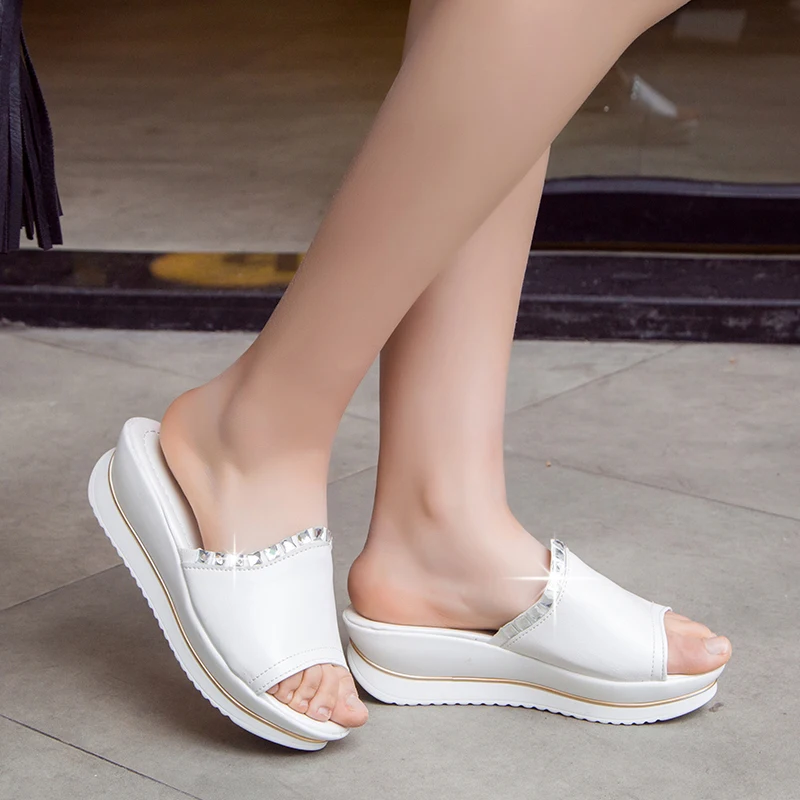 

Lucyever 2019 Summer Women Soft Leather Platform Shoes Wedges Heels Crystal Slippers Thick Sole open toe Sandal Woman Flip Flops
