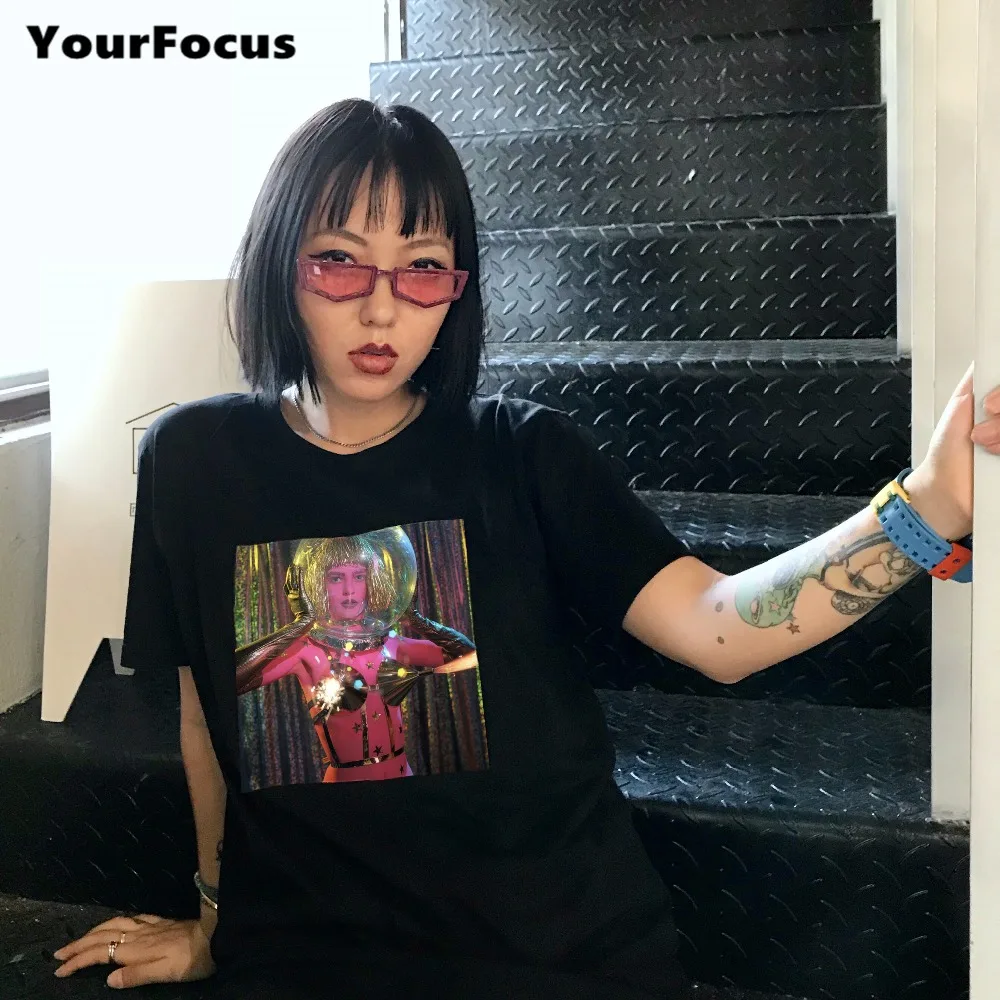 

2018 harajuku rock hiphop future sense cool girl print shirt in black loose cotton t shirt haut femme tshirt men tops