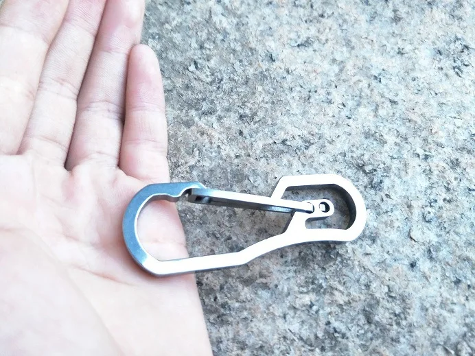 EDC кемпинговые карабины пряжки крючки резка из нержавеющей стали тактика, на улице оборудование инструменты многофункциональный брелок для альпинизма