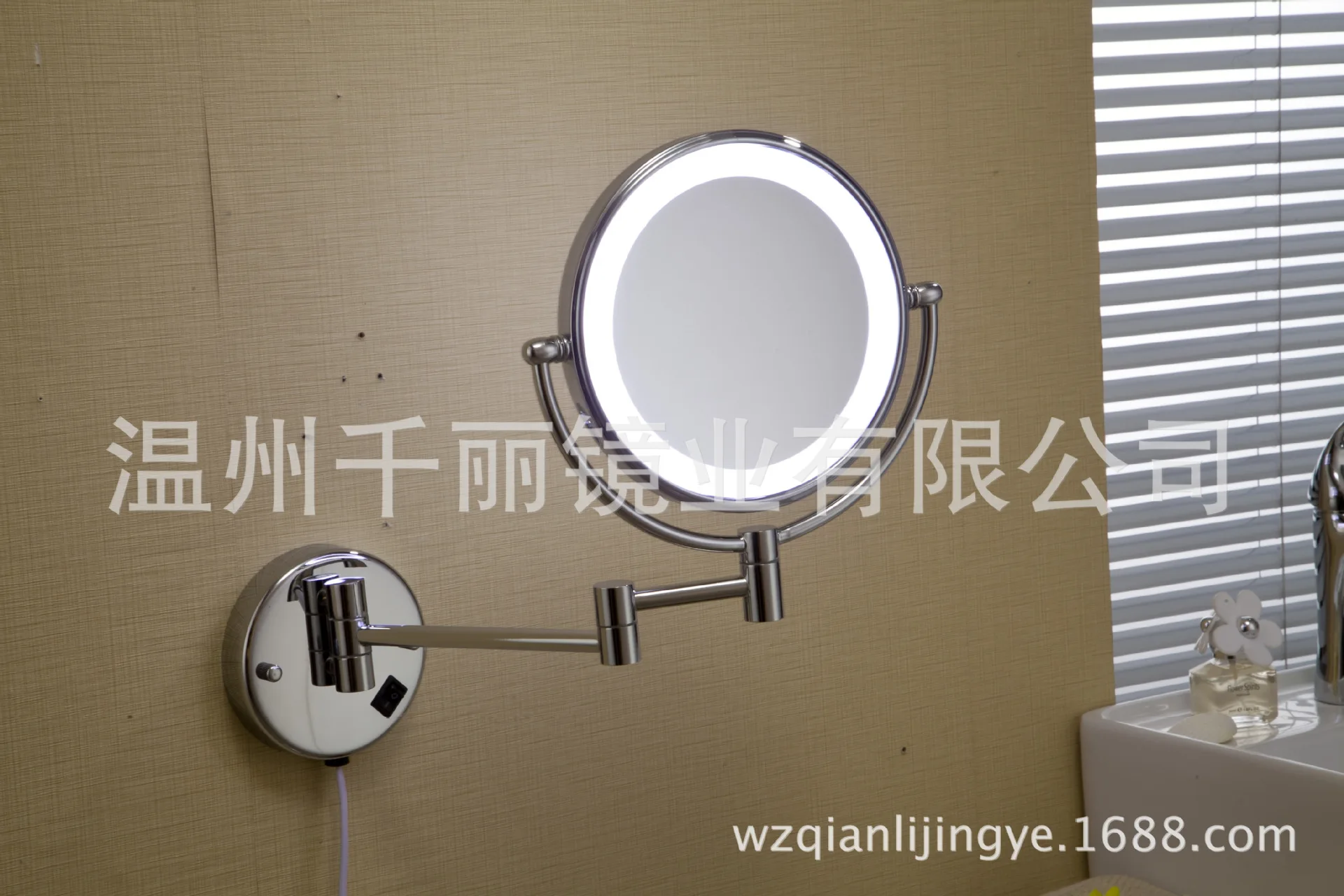 

Factory direct copper mirror with LED wall mounted mirror round with rechargeable mirror