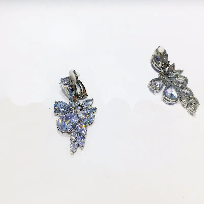 earring clip