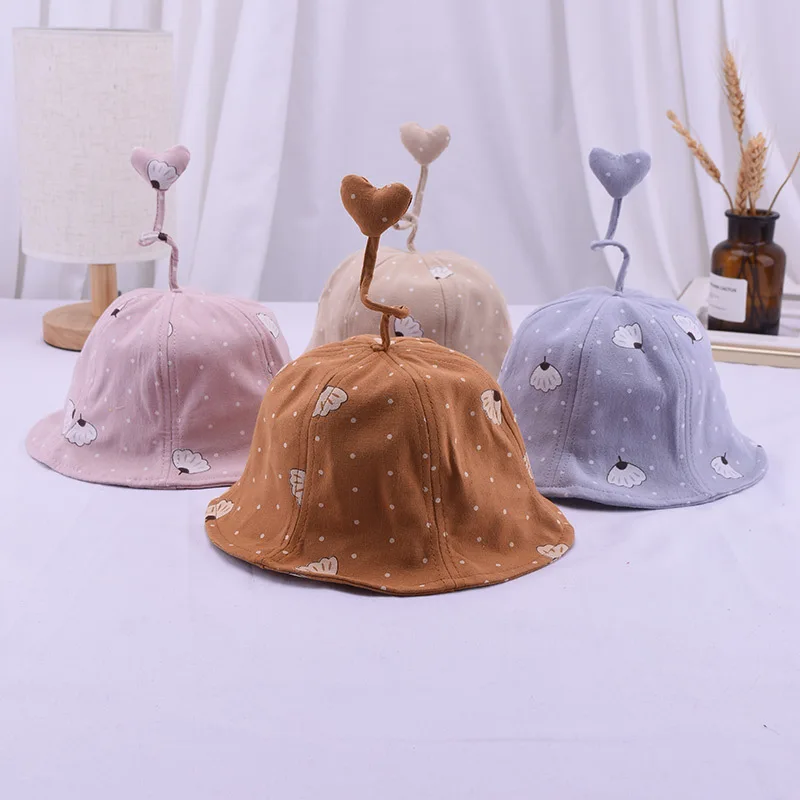 

New spring and summer children cute antenna fisherman hat Korean version of 2-4year boys and girls baby travel wild love sun hat