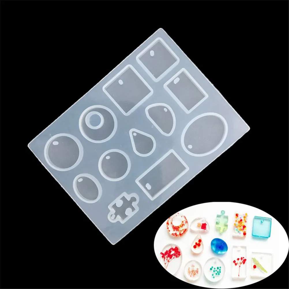 

DIY Silicone Mold Craft Transparent UV Resin Liquid for Earrings Necklace Making Jewelry Flat Round Cabochon Pendant Charms