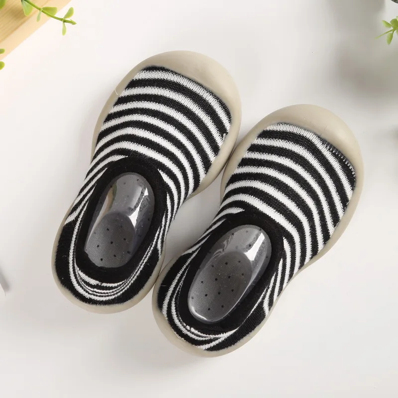 Обувь для малышей; детская обувь с мягкой подошвой; вязаные детские ботиночки из резинового пластика; обувь для маленьких мальчиков и девочек; нескользящая обувь для первого шага - Цвет: stripe black