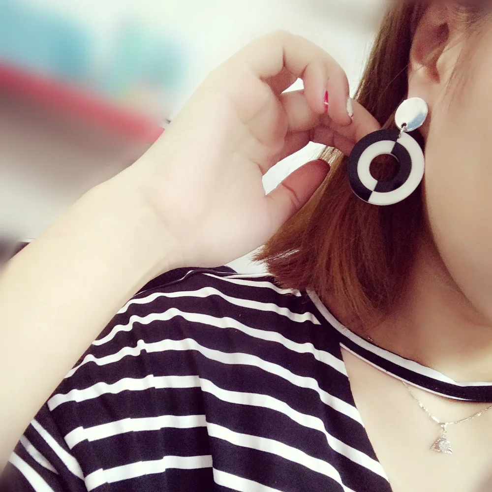 Taiji Chaos Earrings Black White Circle Earrings Annular Art Earrings Fashion Jewelry