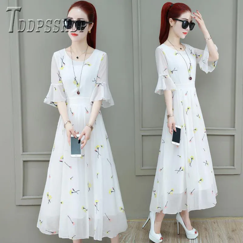 

2019 New Summer Chiffon Women Dress Flare Sleeve Slim Female Dresses