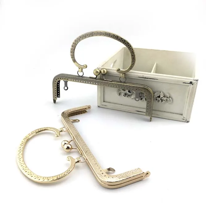 

K400 Metal purse frame Handle 20CM Square Kiss Clasp Lock Retro Style S Embossed pattern DIY Patchwork handmade bag Coin Purse
