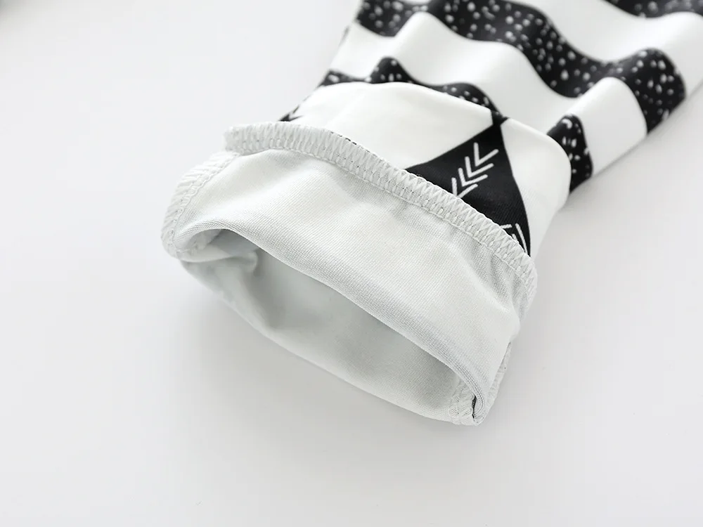 8599752322_457880003