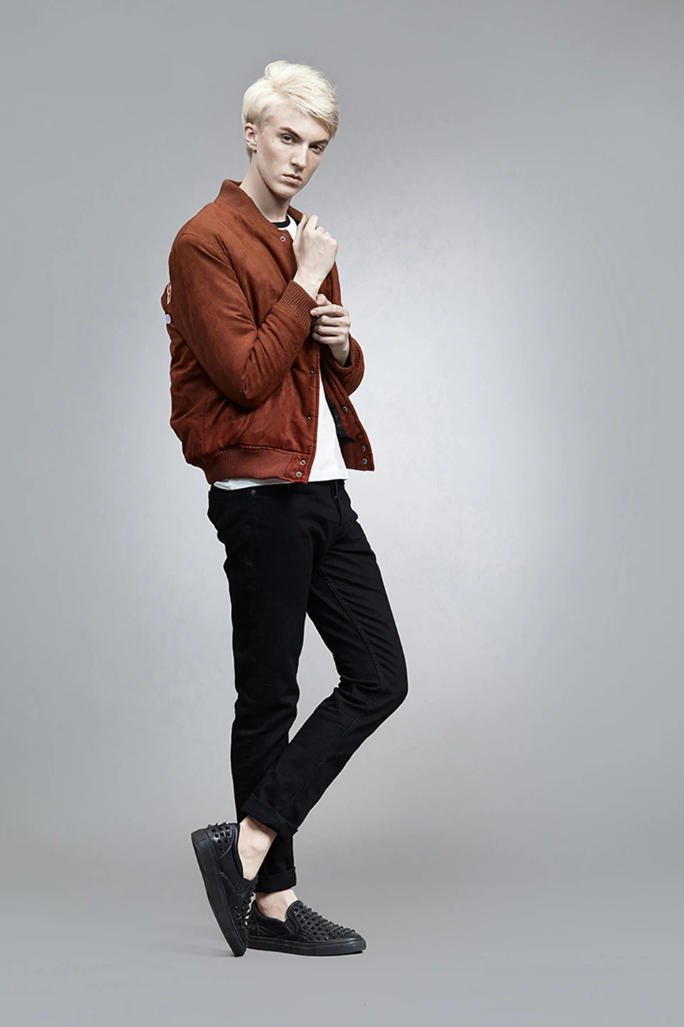 Роскошная мода Обувь для мужчин марка хип-хоп шпилька белый кроссовки одуванчик черный настоящая кожа высокое качество заклепка