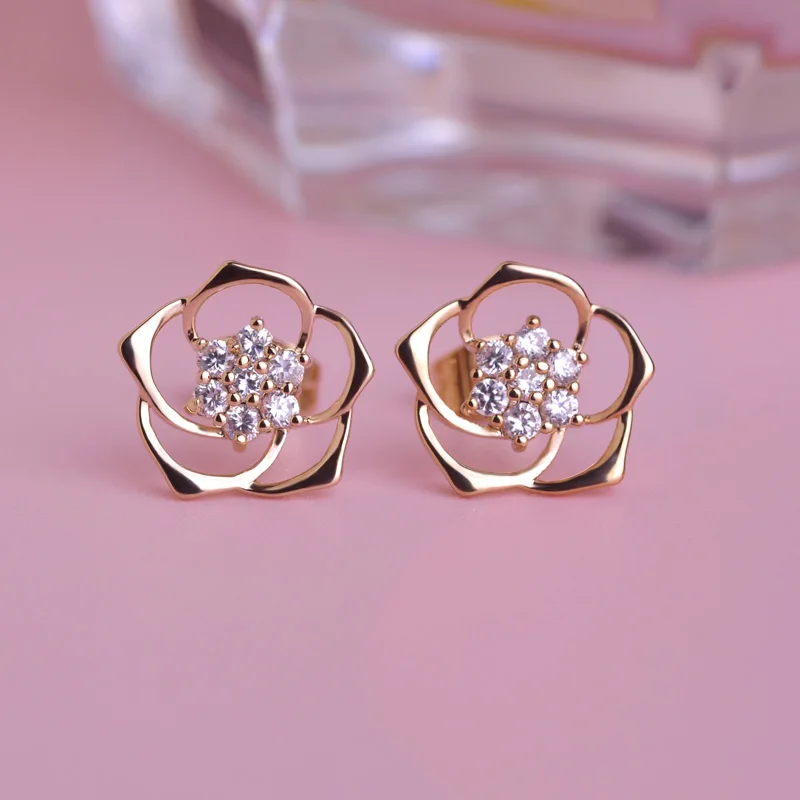 New Design Copper Flower Stud Earrings Gold color Ears Piercing