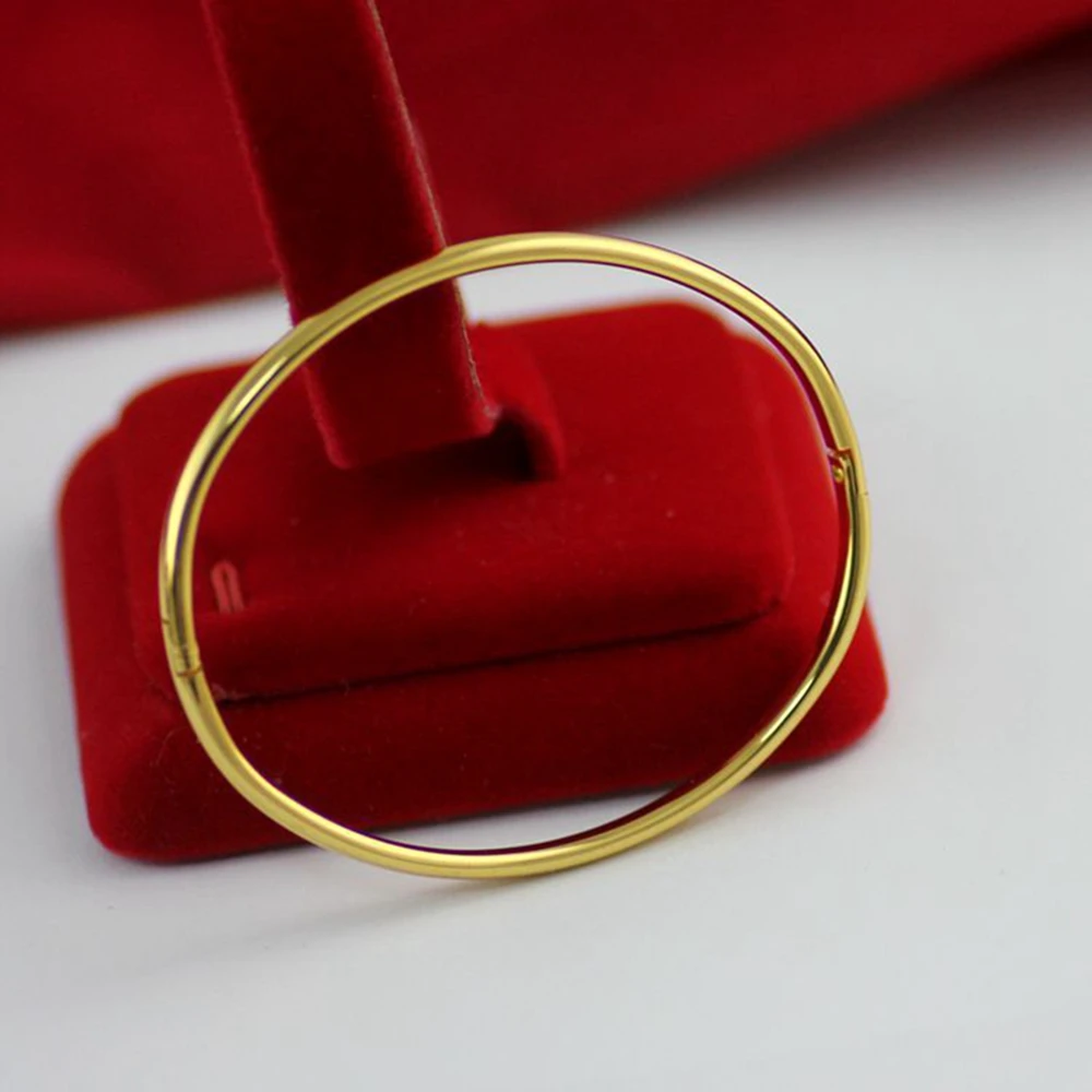 Овальный браслет желтого золота заполненный женский браслет