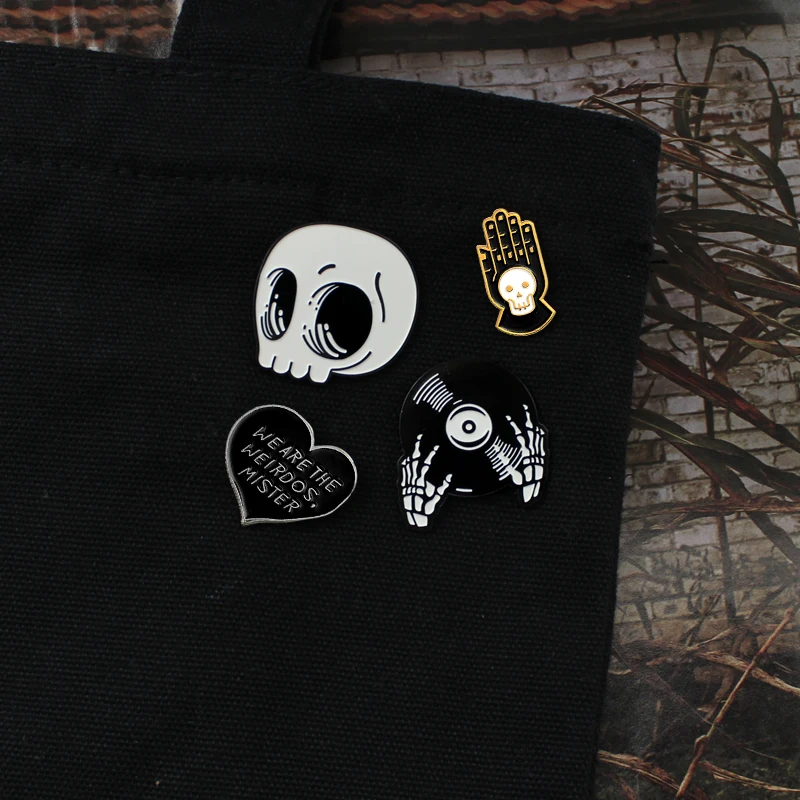 

White Skull Skeleton Turntable Disco DJ Brooches Record Hands Pin Badge Clothing Accessories Backpack Punk Jewelry Gift