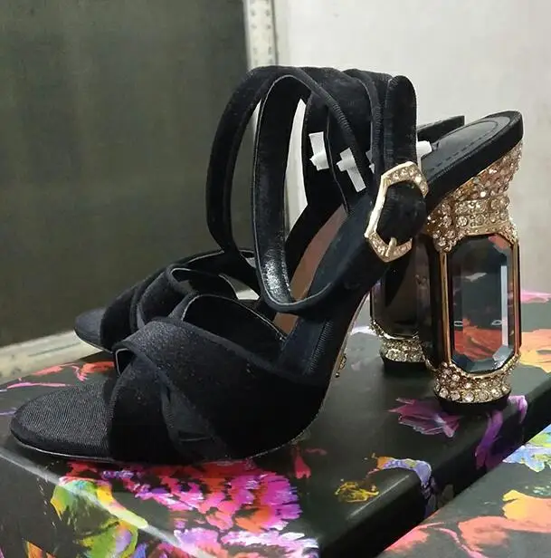 Vienantin/Коллекция года; модная летняя обувь сандалии; цвет красный, фиолетовый, черный; Свадебная обувь из шелковой кожи со стразами на массивном каблуке; свадебные сандалии - Цвет: Черный
