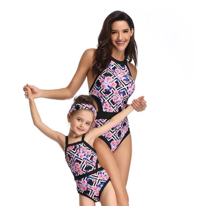 

2019 New Mother Daughter Swimsuits High Neck Mommy And Me Swimwear Bikini Bathing Suit Floral Print Family Matching Beach Wear