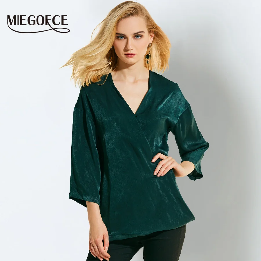 Miegofce 2018 Summer Women Blouse Top V-neck Three-Quarter Sleeve Elegant Solid Green Tops Blusa Feminina |