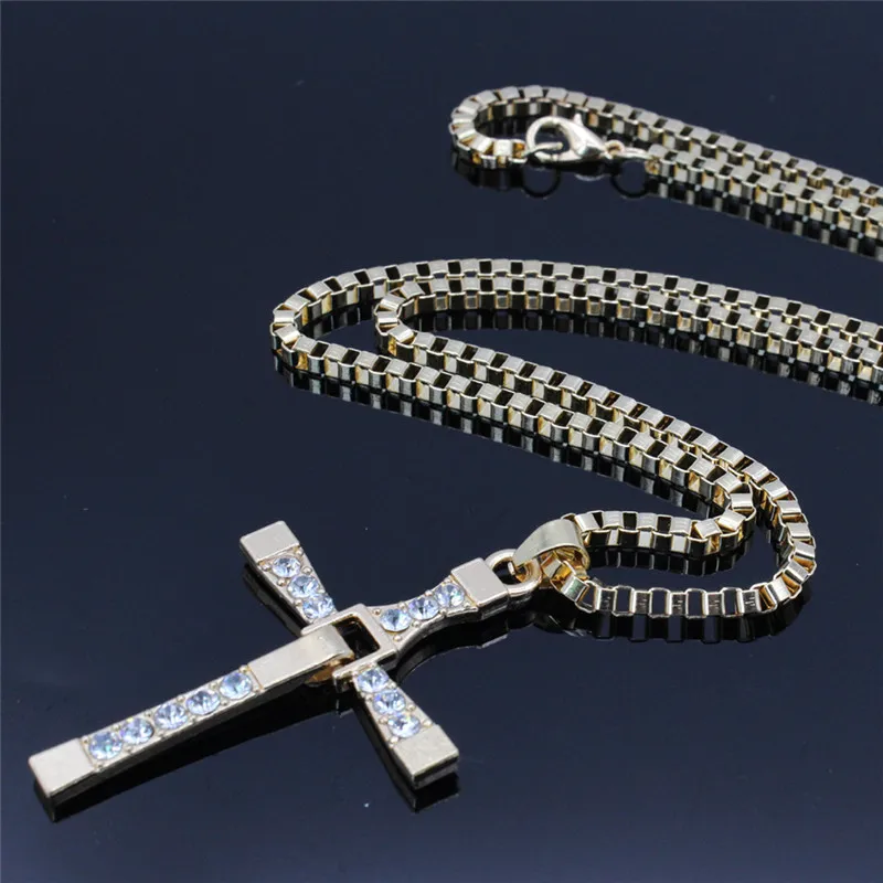 

BOAKO Fast And Furious Actor Dominic Toretto Cross Necklace Pendant Gift For Boyfriend Classic Rhinestone Charm Pendant X7-M2
