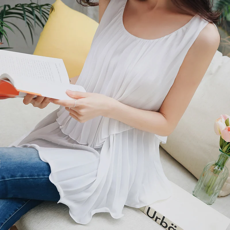 

Dabuwawa Women's Romantic Asymmetrical Chiffon White Shirts 2019 New Summer Pleated Hem Blouse Loose Tops DN1BCF014