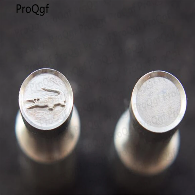 

1pcs a set Crocodile Milk Punch Press Die