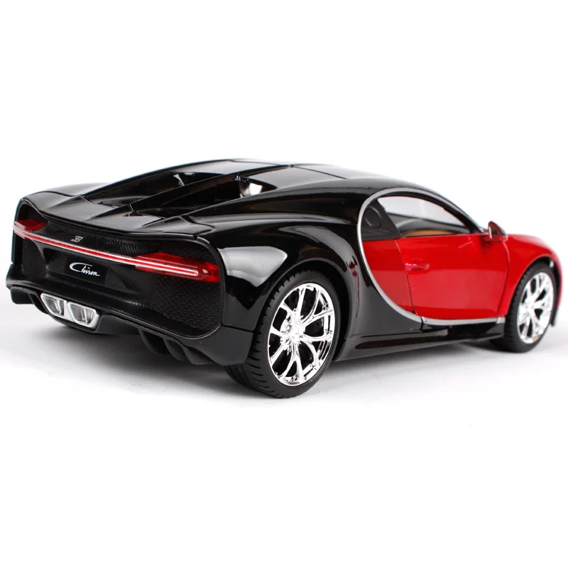 Модель гоночного автомобиля Maisto 1:24 Bugatti Chiron синего цвета игрушечная новая в