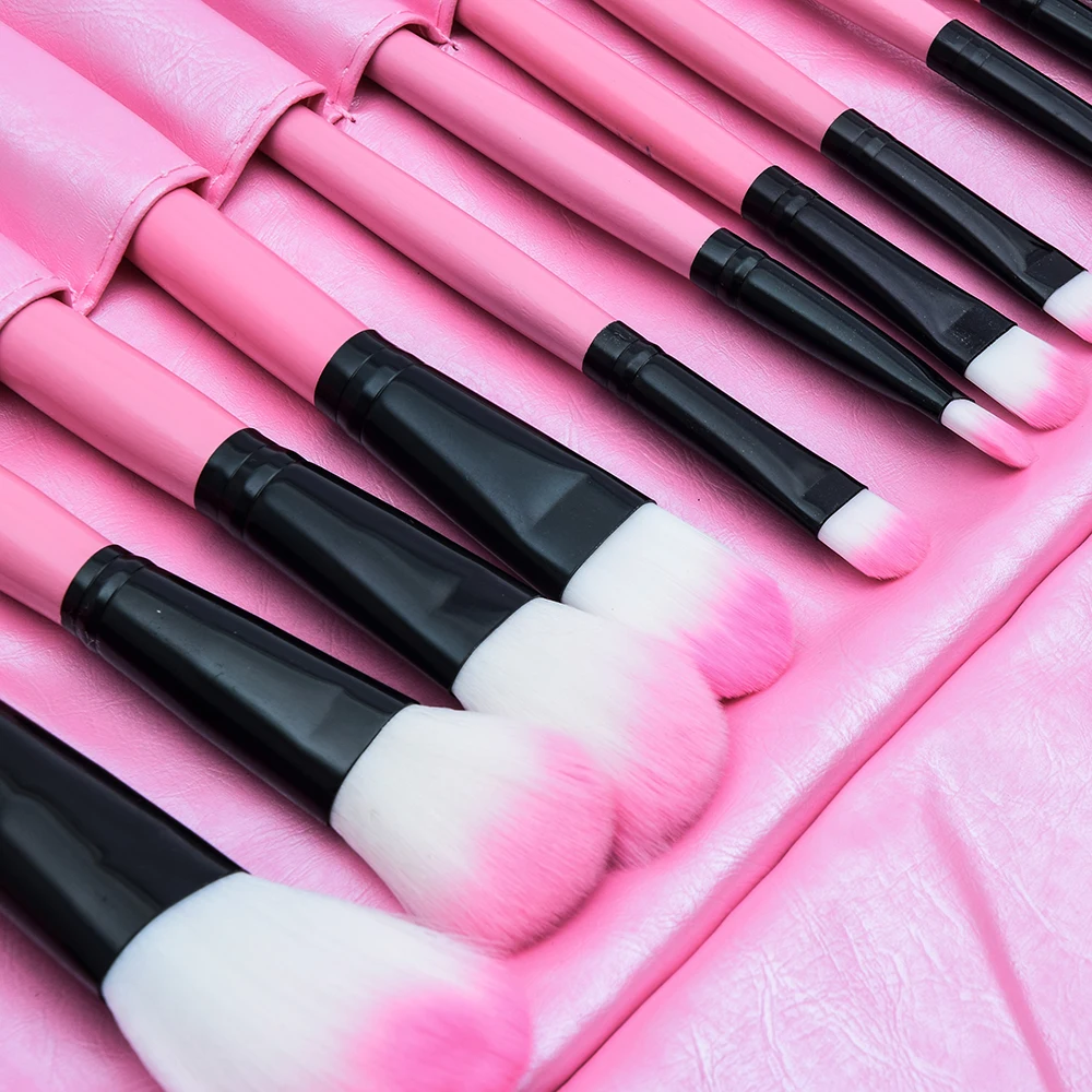 Conjunto de Pincéis de Maquiagem Pincéis de Maquiagem para pó Ferramenta de Beleza Kit com 24 Profissional Base Sombra Artista Alta Qualidade Bbl 12 High Quality Beleza e saúde