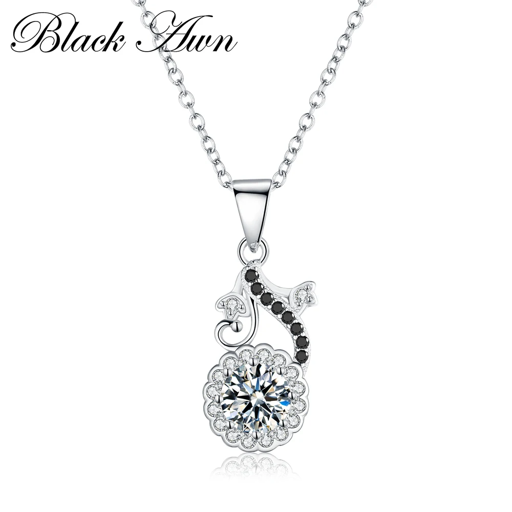 

[BLACK AWN] Cute Silver Color Jewelry Flower Necklaces Pendants for Women Black&White Stone Necklace P143