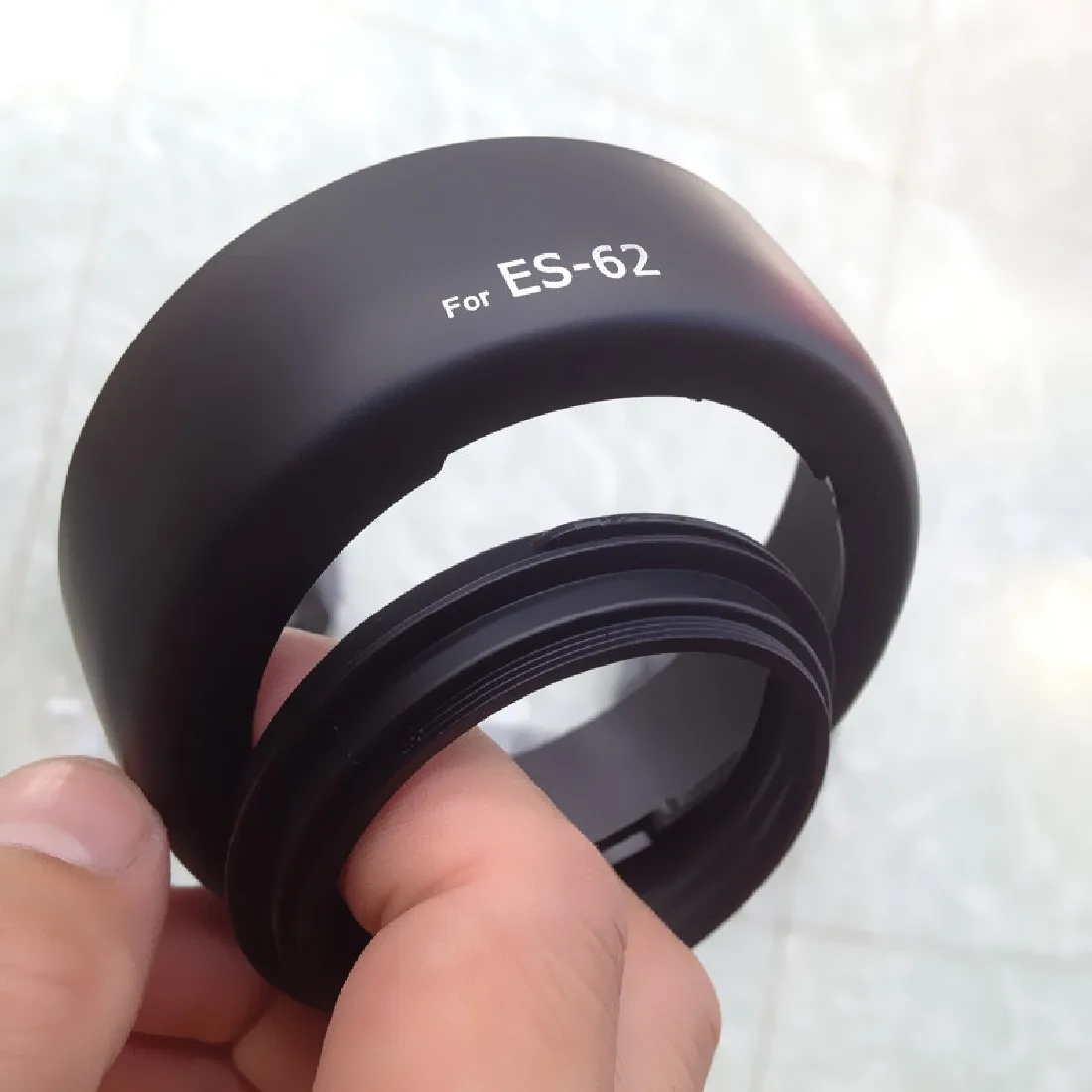

Centechia Camera Lens Hood Reversible Camera Accessories For Canon ES-62 ES62 450D EF 50mm f/1.8 II
