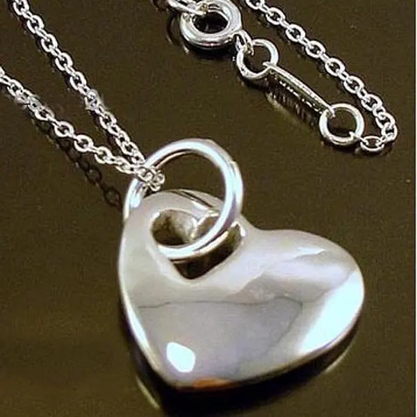 

Wholesale fashion jewelry 925 silver fashion jewelry, heart center fall foreign trade bursts silver jewelry necklace P148