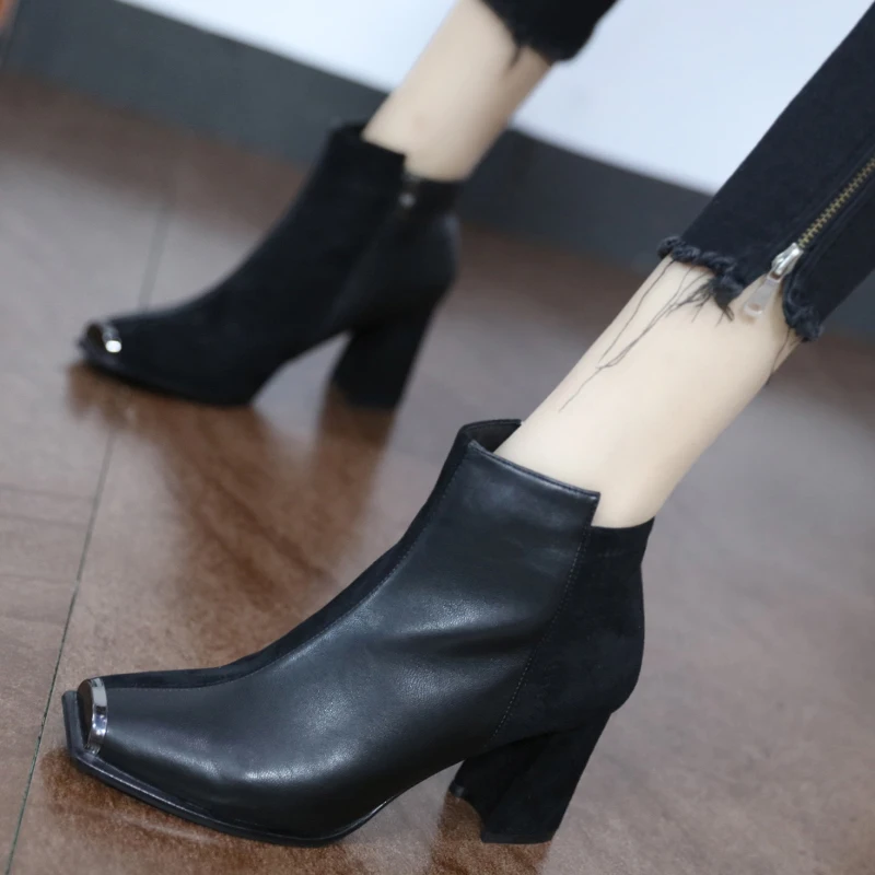 

EOEODOIT Metal Square Toe Short Boots Newest High Chunky Heel Leather Ankle Martin Boots Fashion Lady Wear Autumn Winter Shoes
