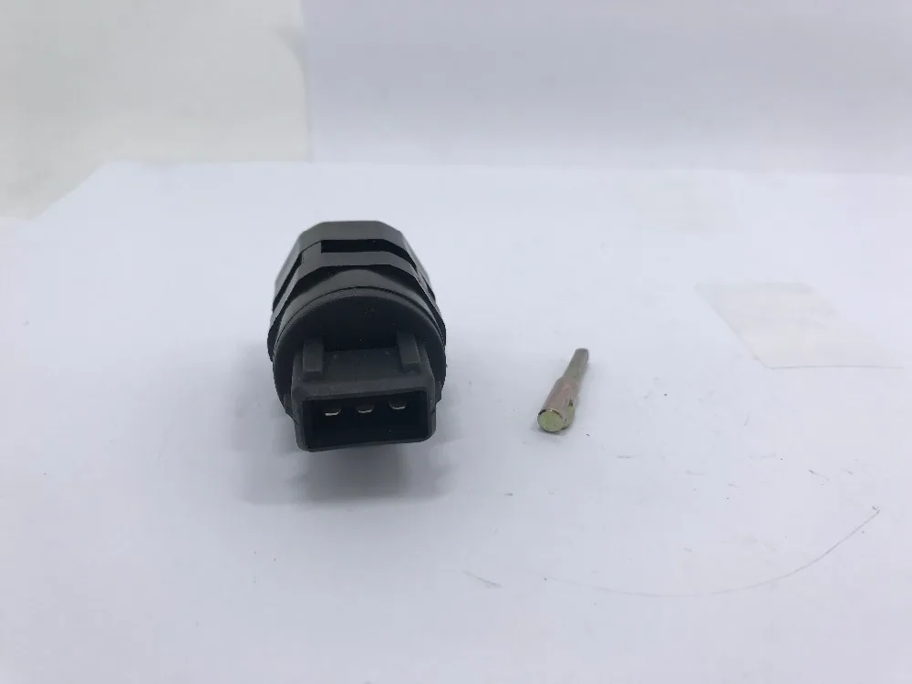 

Auto Parts Vehicle Speed Sensor VSS MR122305 For Mitsubishi Montero Sport /Montero 2.4 3.0 3.5 1994 -1999 2000-2004