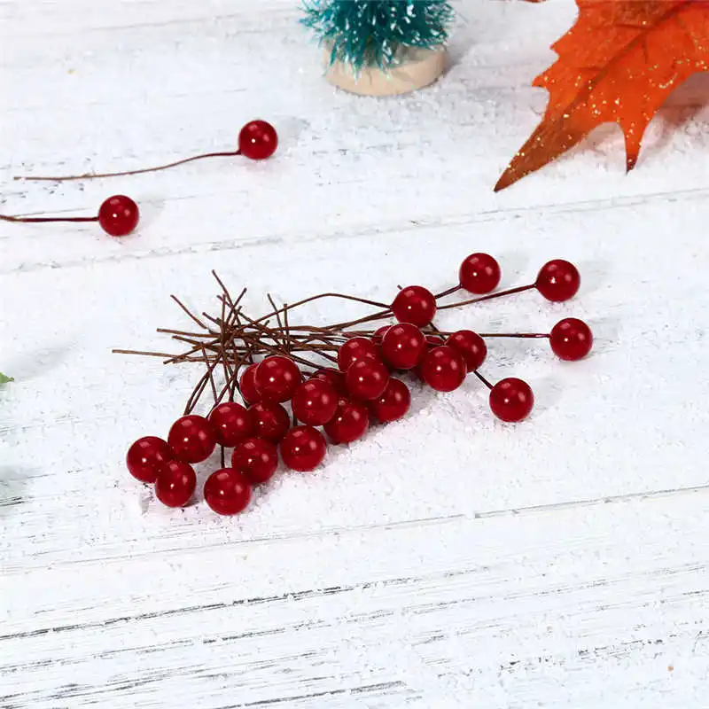 30pcs Mini Christmas Red Berries 10mm Simulation Berry Small Red Fruit Simulation mulberry pulp small particles #2n14 (8)