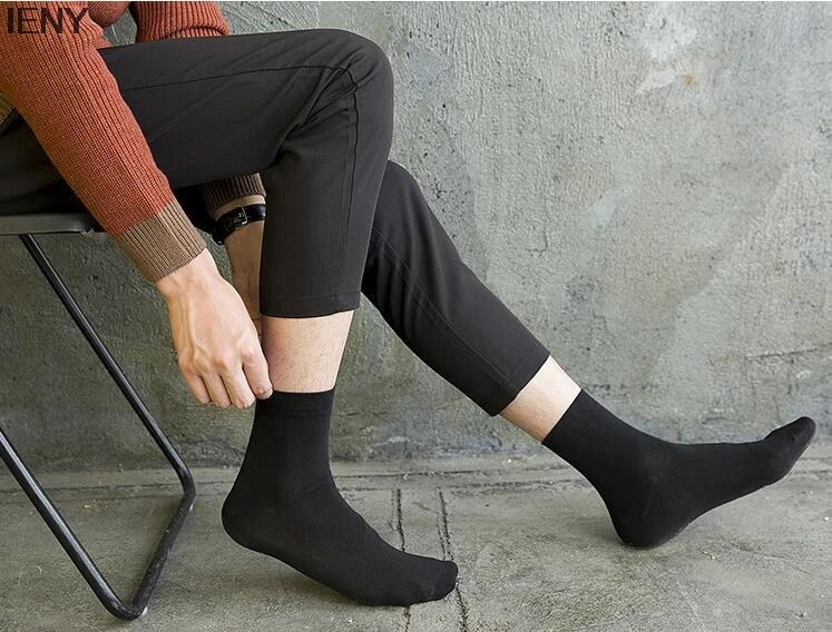 

IENY Hot autumn and winter men's business cotton tube socks cotton socks casual socks deodorant