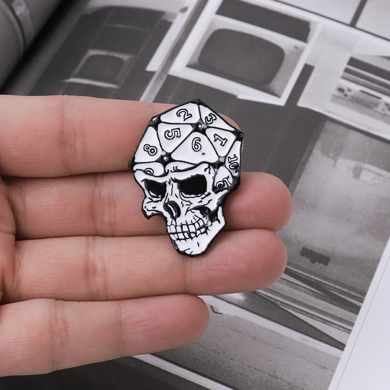 RPG D20 Skull Dice Enamel Pin Dungeons Dragons Lapel Pin DnD Badges Brooches For Game Lover Backpack Accessories