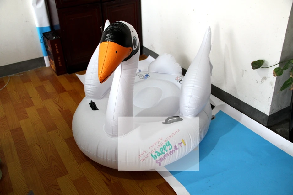 Kolam renang Mengapung Swan Ruang Rakit 