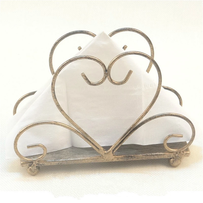 

Iron heart-shaped napkin frame Kitchen Creative Homestyle Hotel Western Restaurant Cafe Paper towel shelf