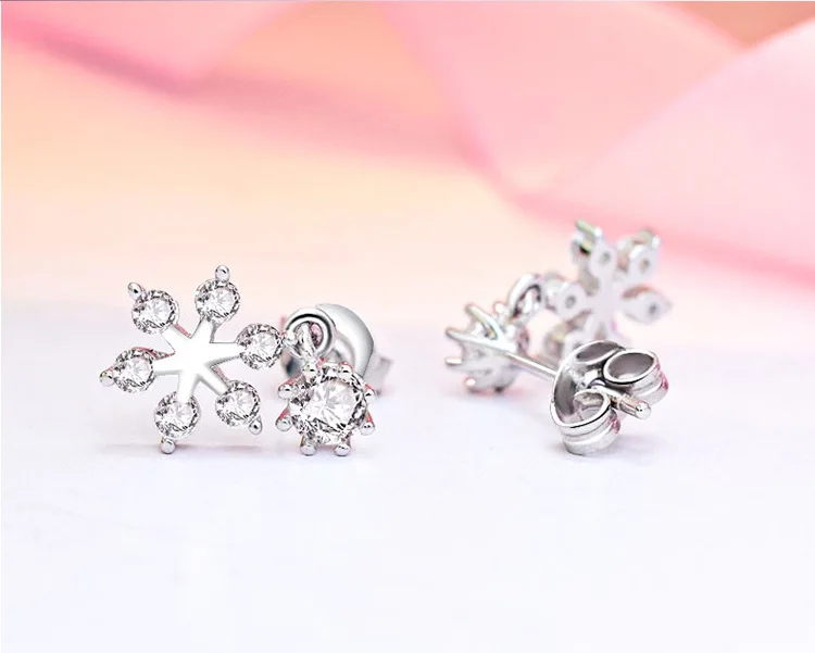 

High quality fashion S925 silver earrings snowflake small pendant earrings for couples gifts LUM03