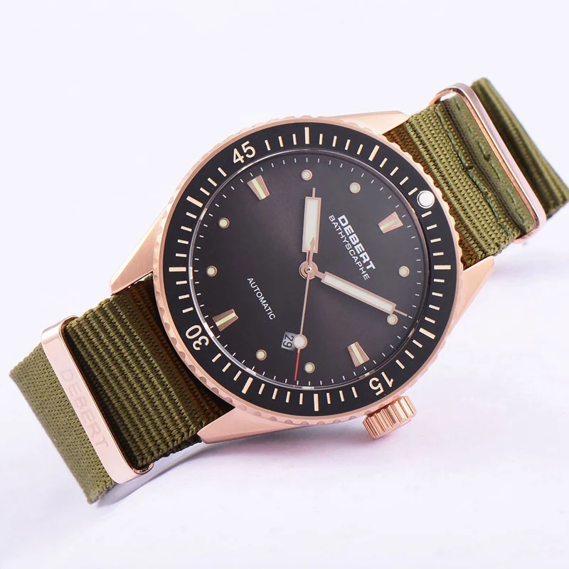 DT7032RBG 04