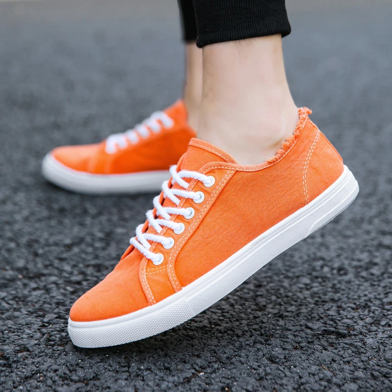 New Canvas England Men's Sneakers Breathable Recreational Lace up Casual Shoes