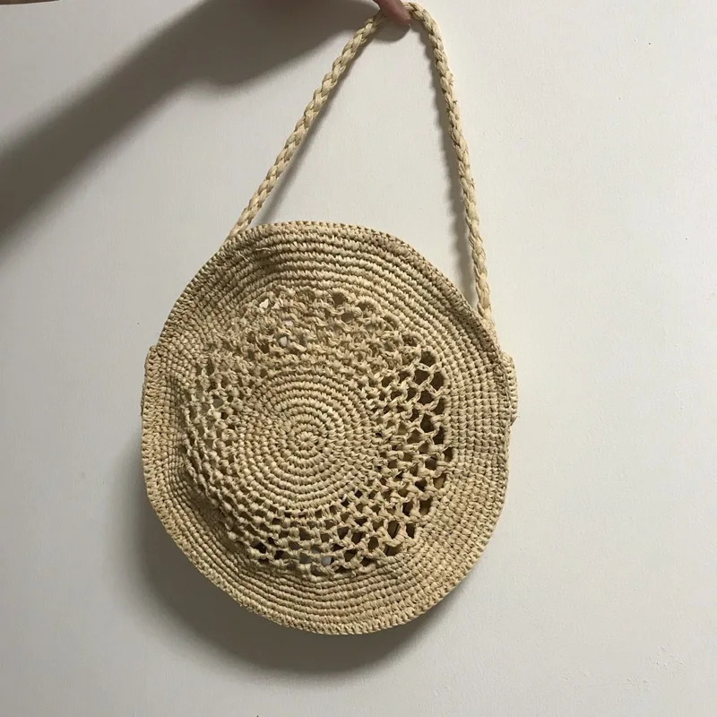 

Super seabob 2018 New Pattern Manual Straw Plaited Weave Package Vintage Concise Round Hollow Out Small Handbag Women DA215