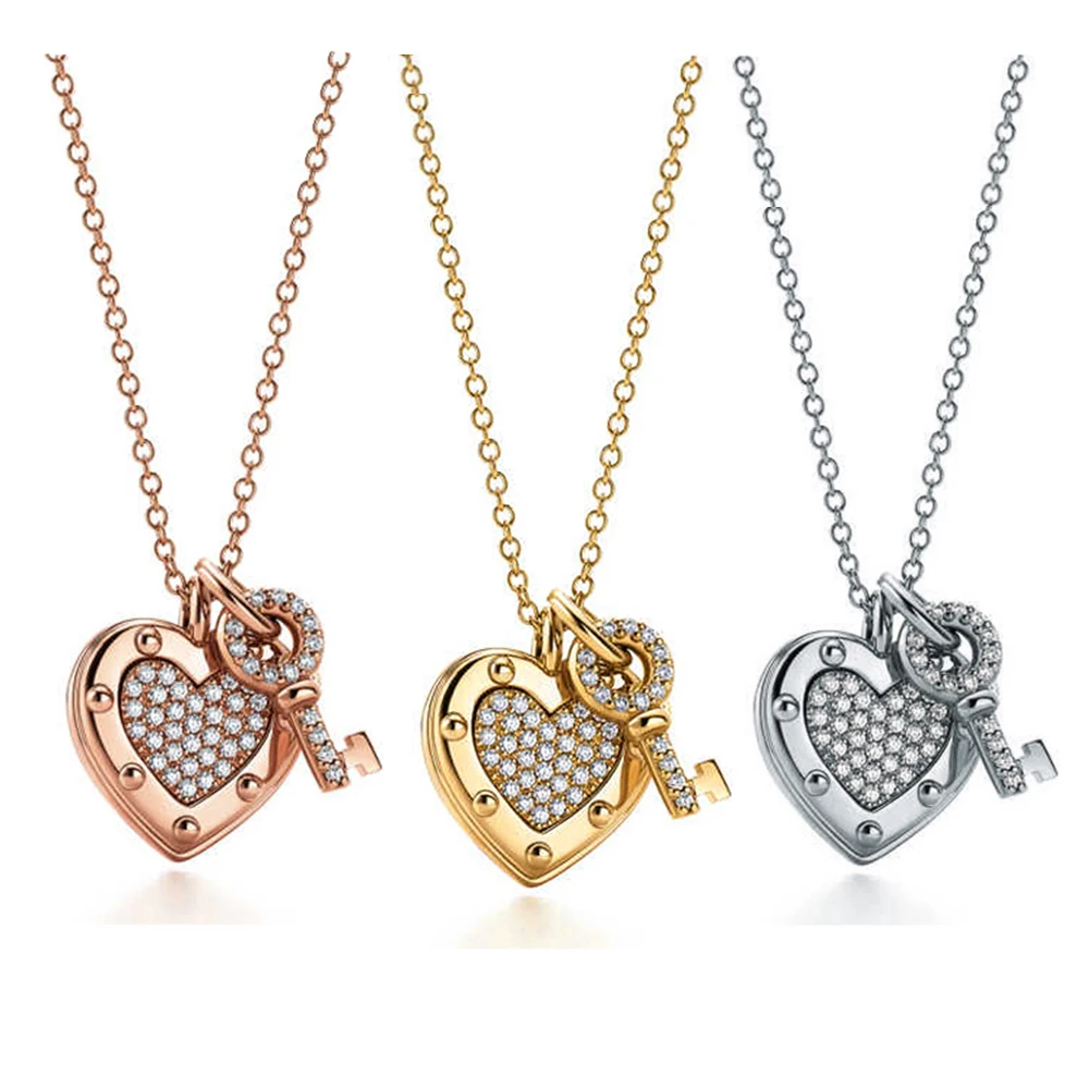 

Kristie 100% 925 Sterling Silver 1:1 Genuine Brand New Lady Heart Charm Clavicle Key Hole Gold Hole