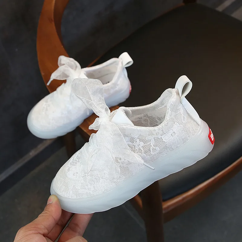 الخريف الربيع تطريز أنيق جلد الطفل الفتيات أحذية تزلج الاطفال تنفس الأطفال العلامة التجارية حذاء كاجوال مصمم رياضية