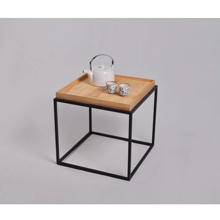 mesa de centro pequena