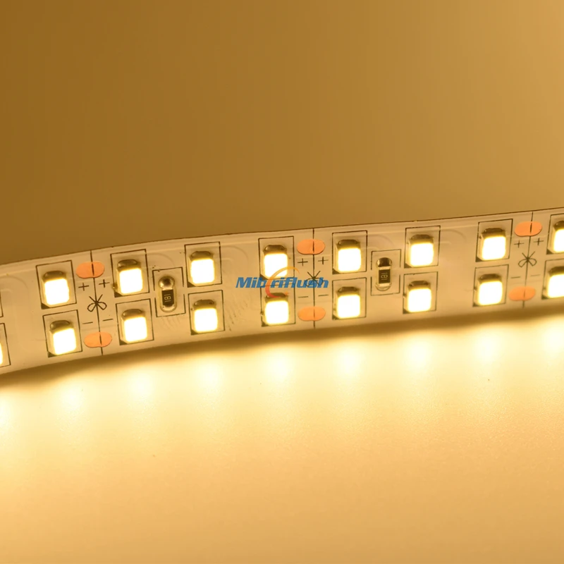 Яркая гибкая светодиодная лента 2835 lm/M 36W 240 LED s/M22-24LM/led SMD 5M/катушка белый теплый