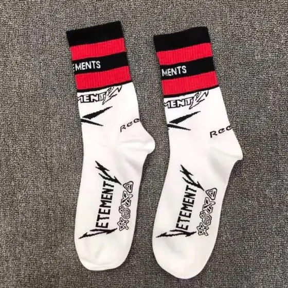 2018ss новая лучшая версия Для мужчин s носки Vetements скейтборды в полоску средней