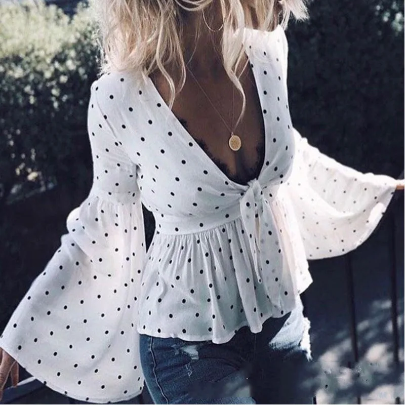 

[EWQ] 2019 spring summer new v-collar long flare sleeve dot print patchwork pullovers lace up bohemian shirt women