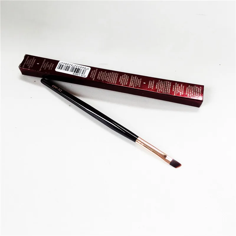 Charlotte Tilbury Eye Liner Brush _ 1