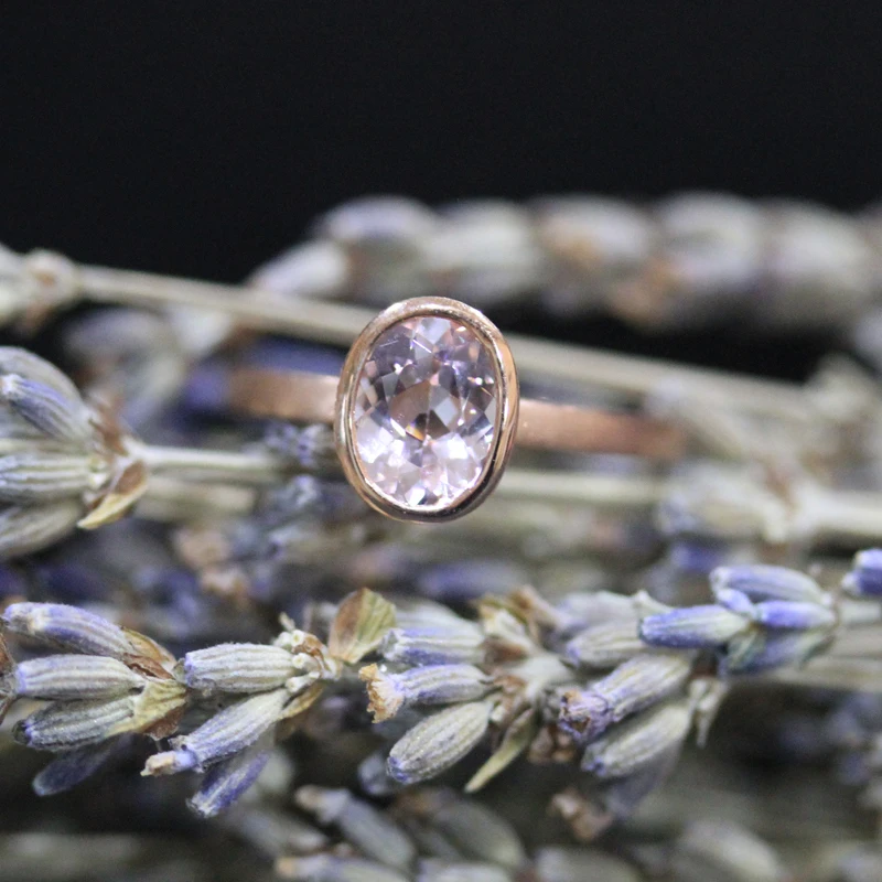 Дюпюи Романтический Обручальное кольцо Книги по искусству Винтаж Morganite Gem Обручение кольцо классический дизайнер ювелирных изделий леди кольцо с бриллиантом D180234